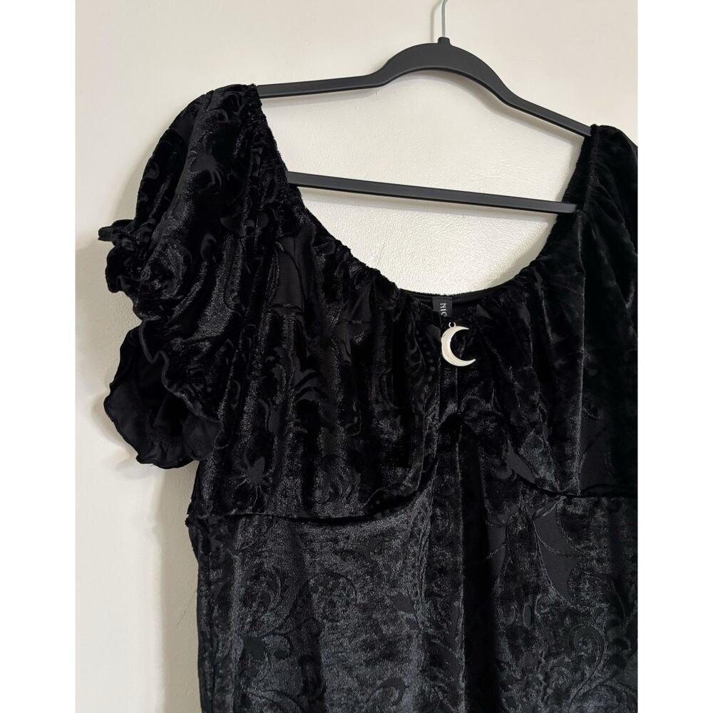 Black NightFall by Torrid Velvet Lace Cropped Charm Top L - Picture 3 of 5